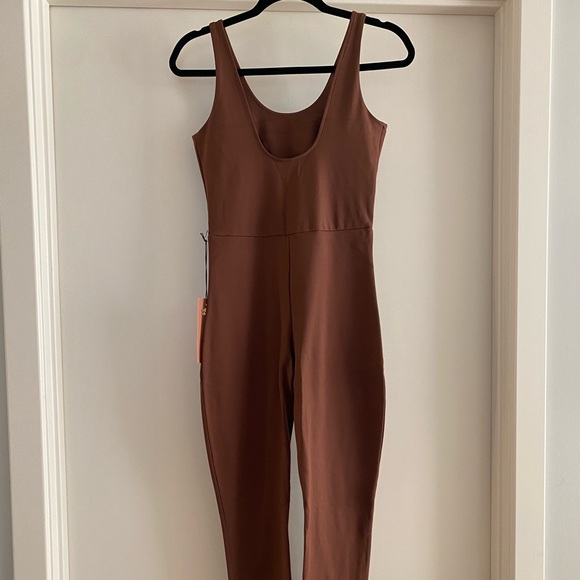 Girlfriend Collective Earth Scoop Unitard - Picture 5 of 7